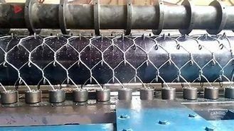 Beli Hillside Hexagonal Gi Wire Net Membuat Mesin Dengan Persetujuan CE pembuatan online