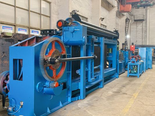 Beli Mesin Mesh Heksagonal Lebar 2000mm yang Disesuaikan, Mesin Jaring Kawat Gabion Galvanis pembuatan online