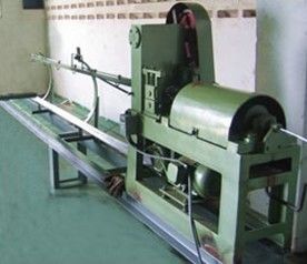Beli Speed ​​Steel tinggi Iron Wire Straightening Dan Cutting Machine 1.5KW 380V pembuatan online